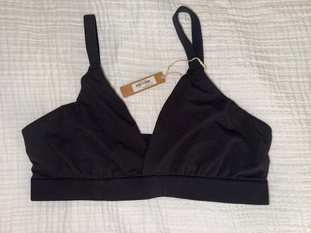 SKIMS Triangle Bralette Onyx Black 2X NWT Wireless Bra BR-TRI-2024